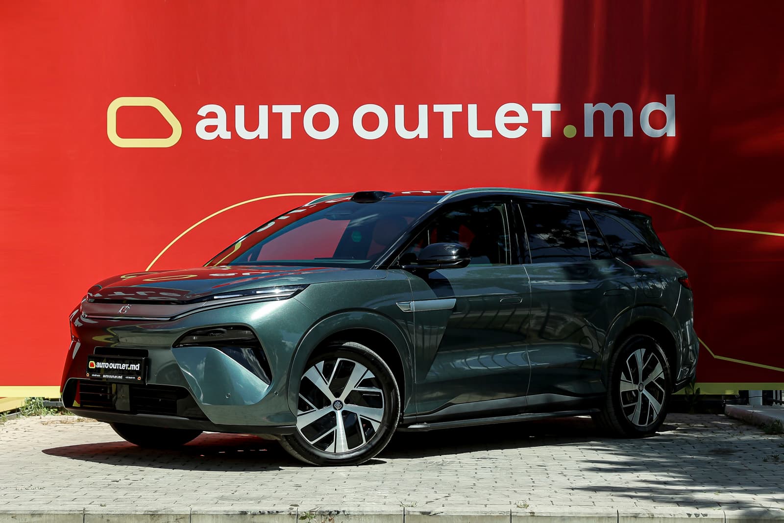 BYD Tang L